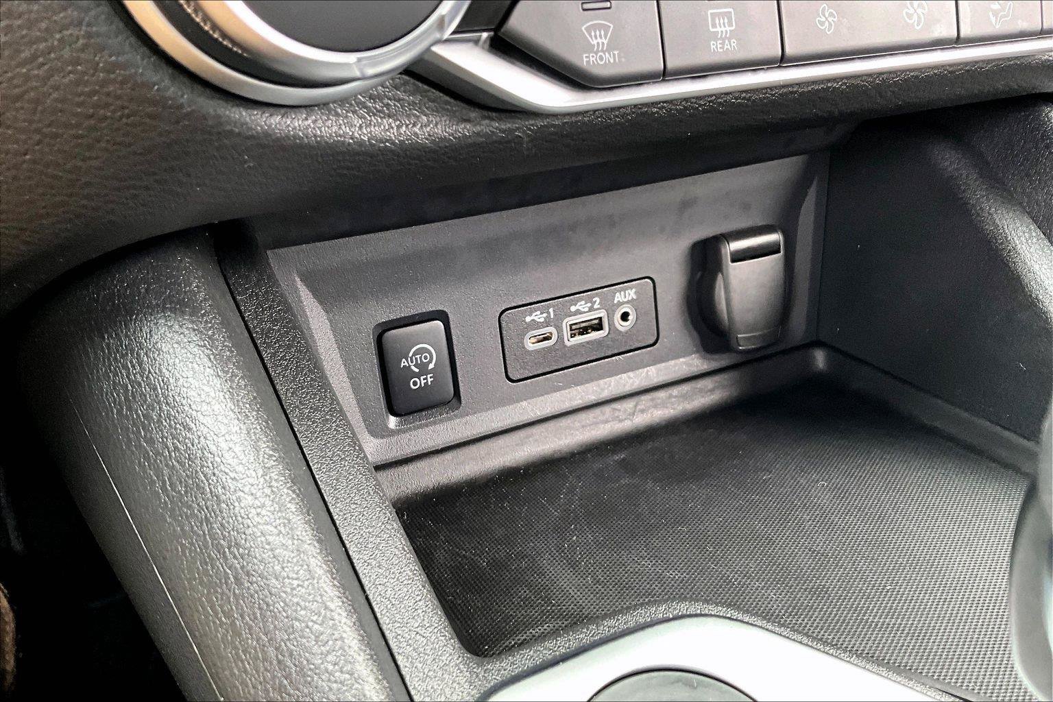 Used 2025 Nissan Sentra SV w/ All-Weather Package FWD image 16