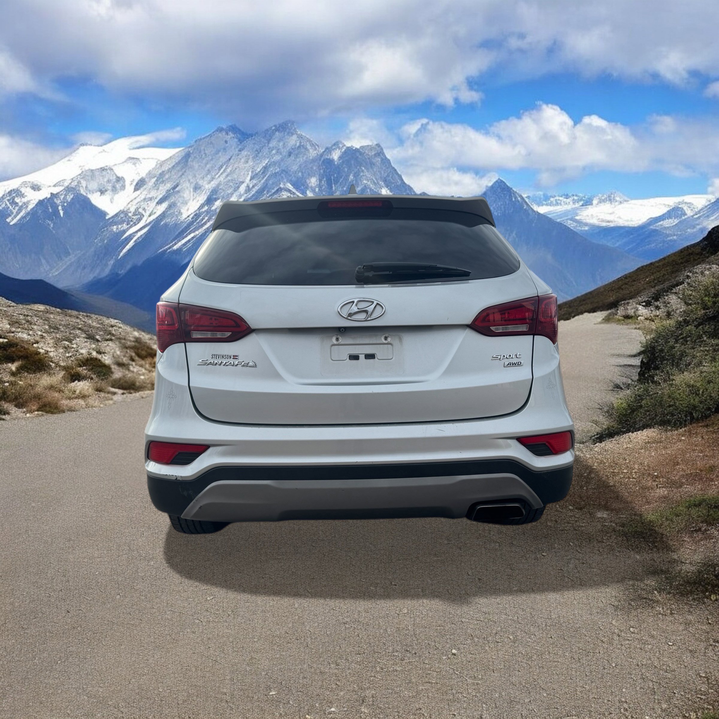 Used 2017 Hyundai Santa Fe Sport image 4