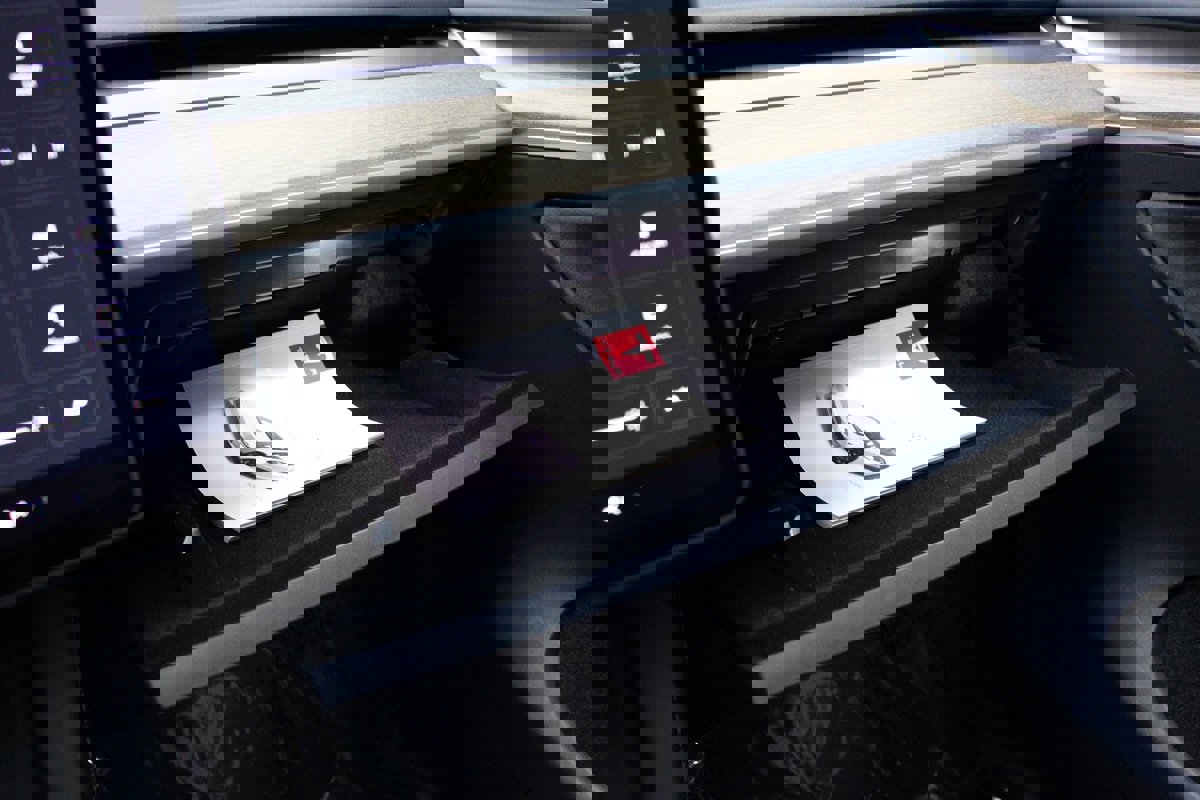 Used 2023 Tesla Model Y Long Range image 35