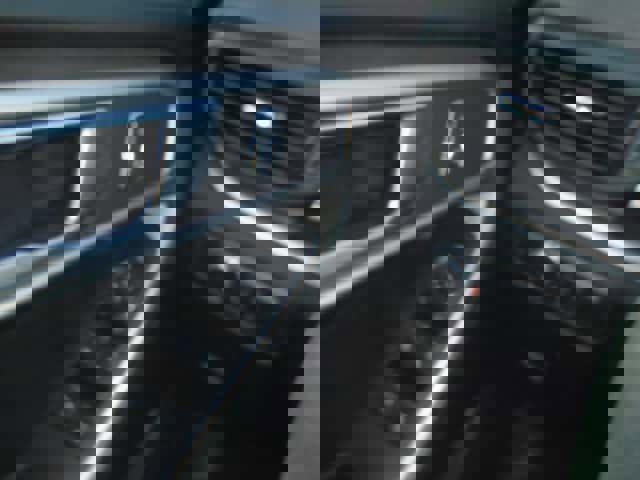 Used 2020 Ford Explorer XLT w/ Comfort Package image 17