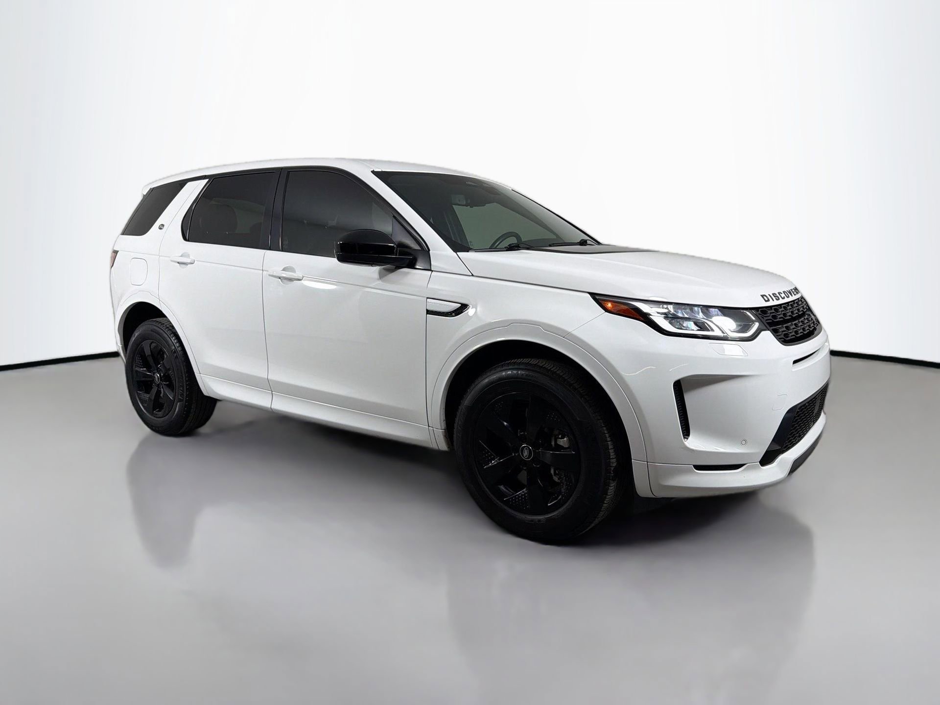 Used 2022 Land Rover Discovery Sport S R-Dynamic image 3