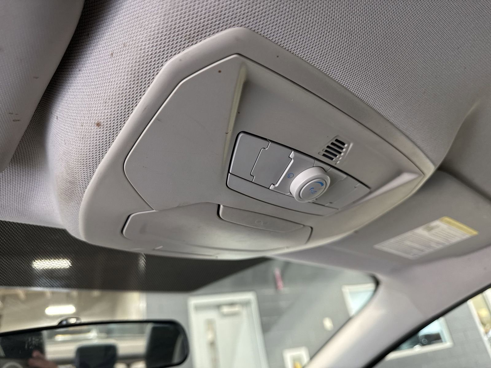 Used 2014 Ford Focus SE w/ Equipment Group 201A FWD image 16