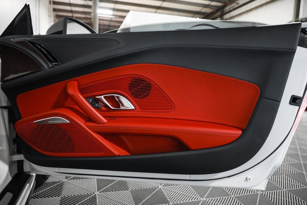 Used 2018 Audi R8 V10 plus image 27