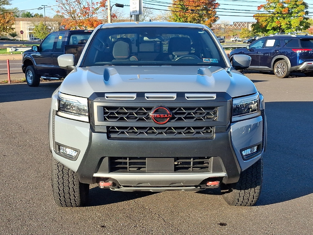 Certified 2025 Nissan Frontier PRO-4X AWD/4WD image 2
