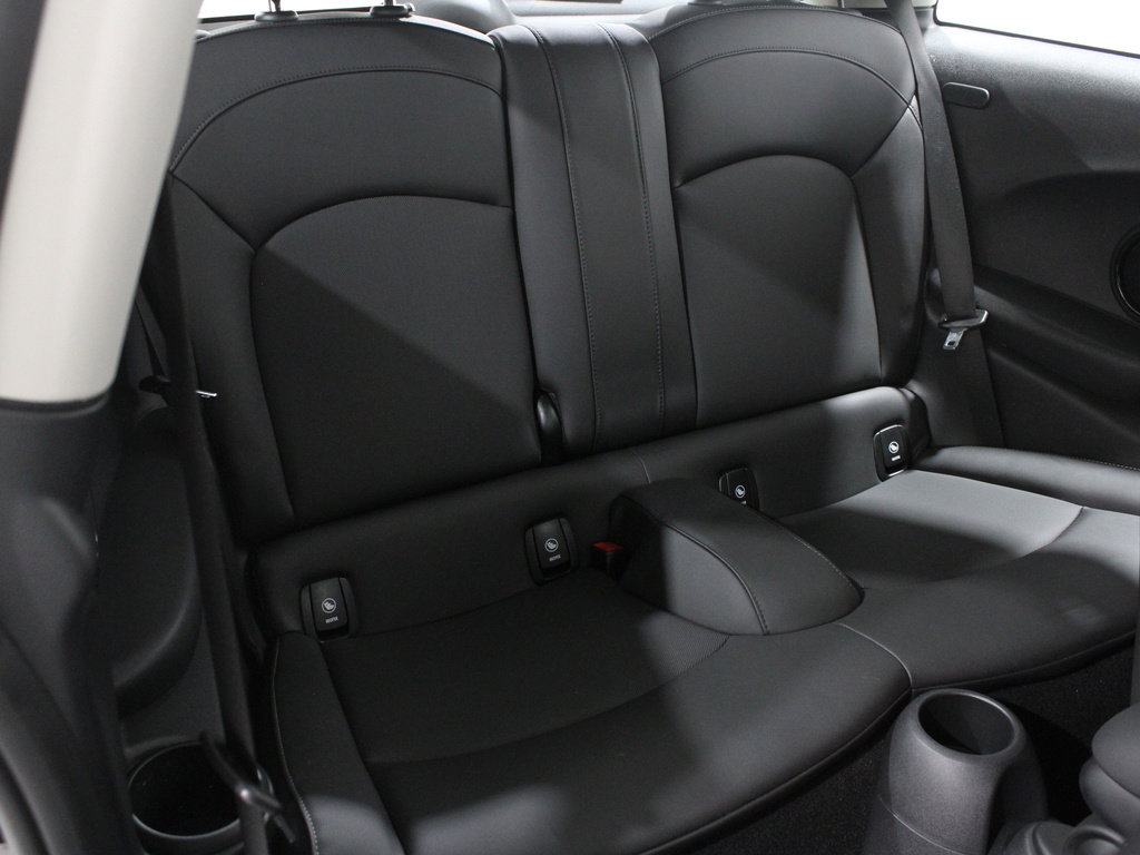 Certified 2023 MINI Cooper S image 17