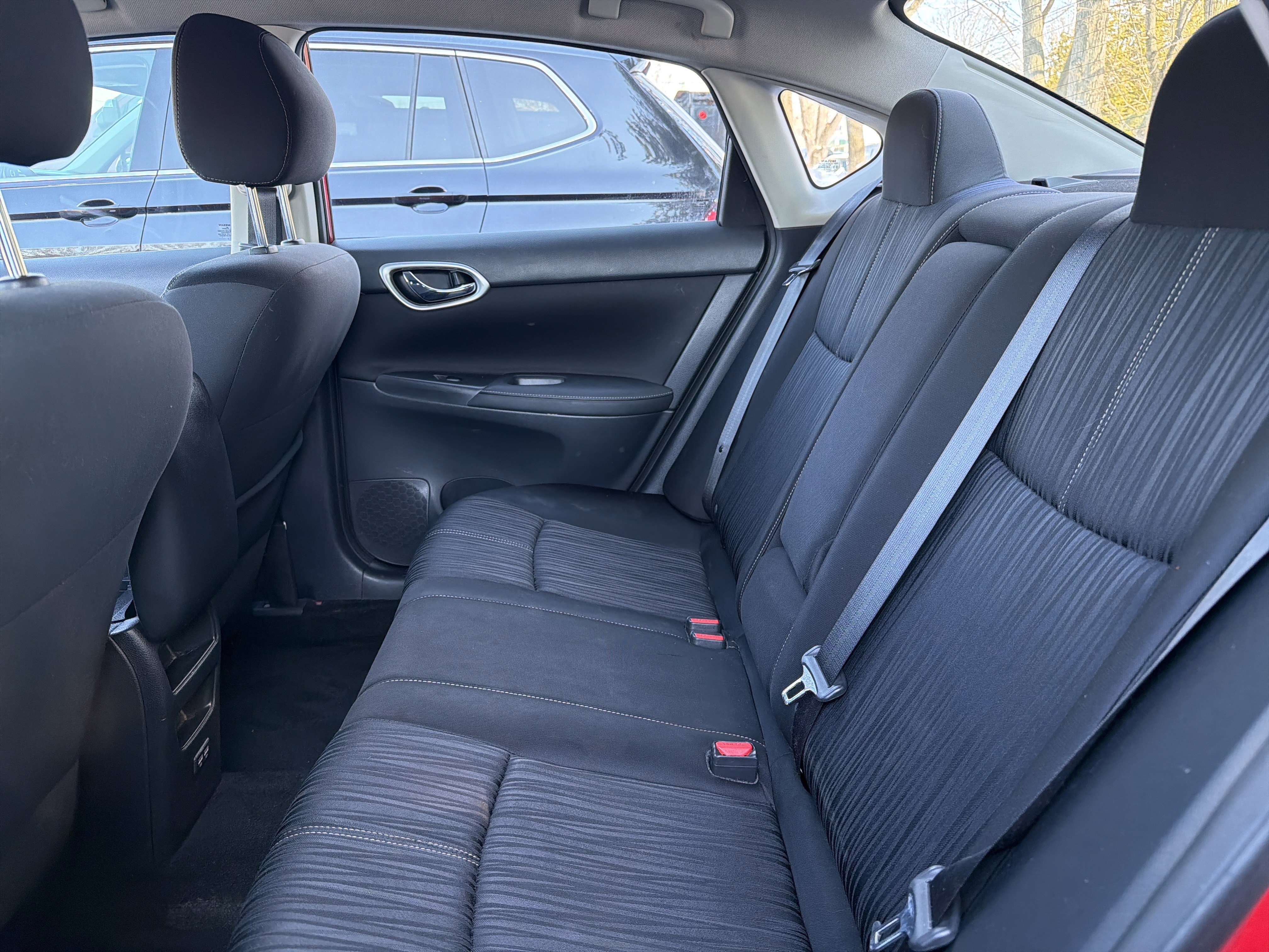 Used 2018 Nissan Sentra SV image 7