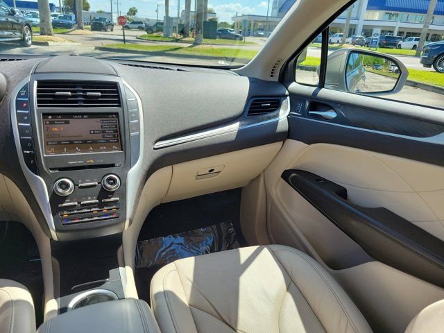Certified 2019 Lincoln MKC Reserve image 21