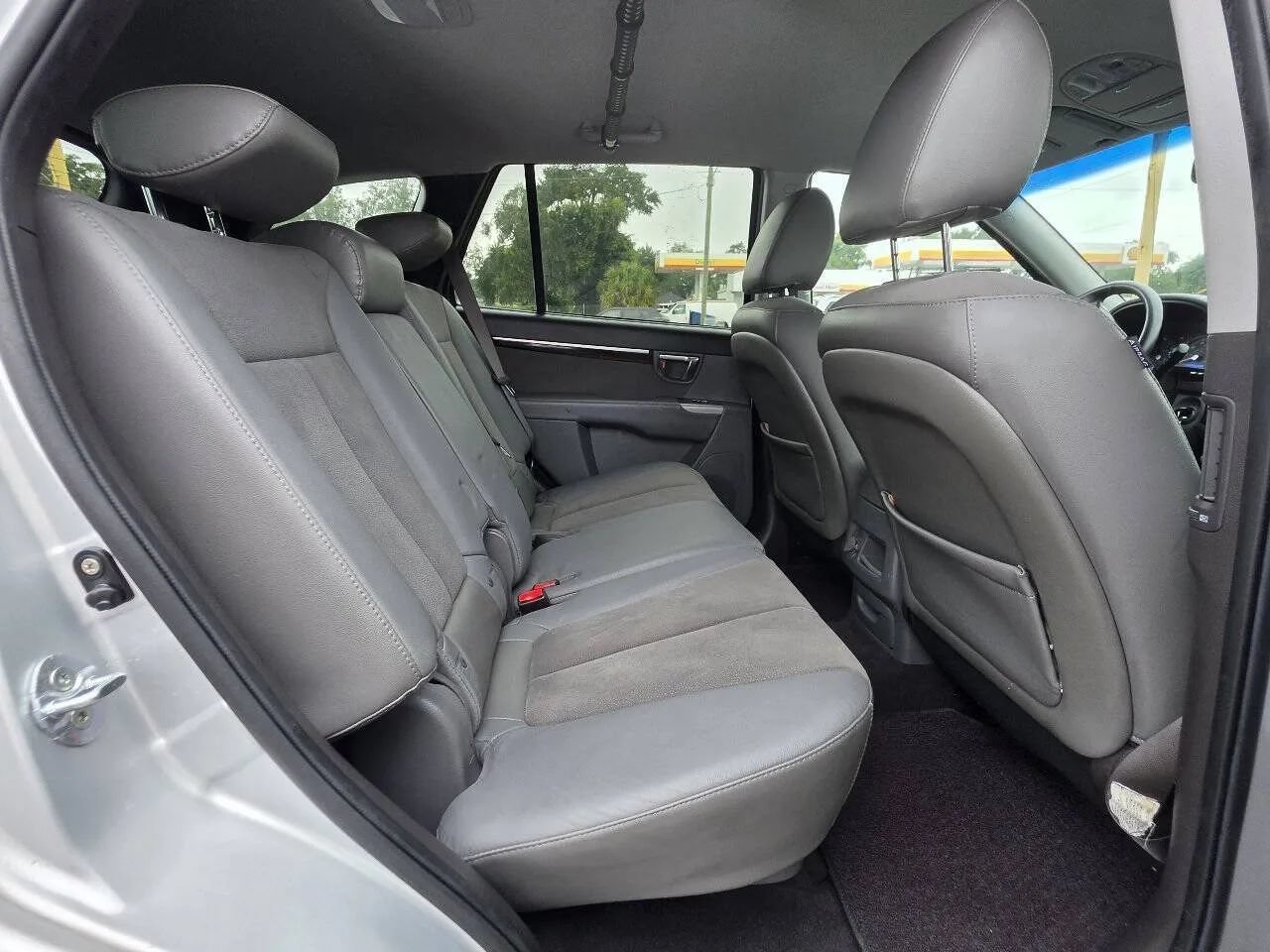 Used 2011 Hyundai Santa Fe SE FWD image 13