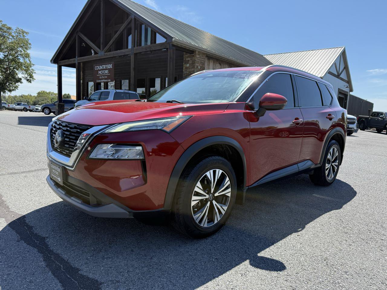 Used 2022 Nissan Rogue SV w/ SV Premium Package FWD image 2
