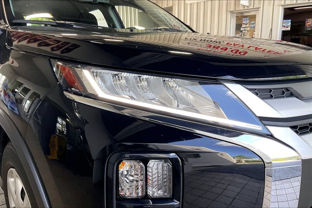Used 2026 Mitsubishi Outlander Sport AWD image 24