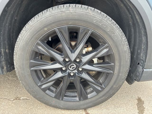 Used 2024 MAZDA CX-5 Carbon Edition image 12