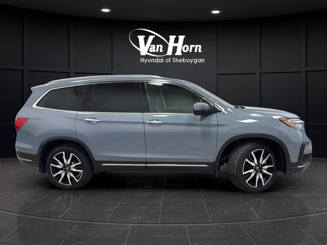 Used 2022 Honda Pilot Touring image 2