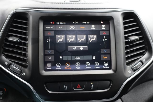 Used 2021 Jeep Cherokee Latitude Lux w/ Comfort/Convenience Group image 24