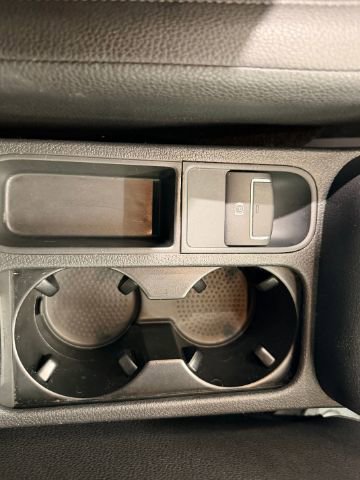 Used 2016 Volkswagen Tiguan R-Line image 30