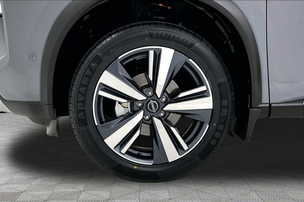 Used 2023 Nissan Rogue Platinum w/ Platinum Premium Package AWD/4WD image 27
