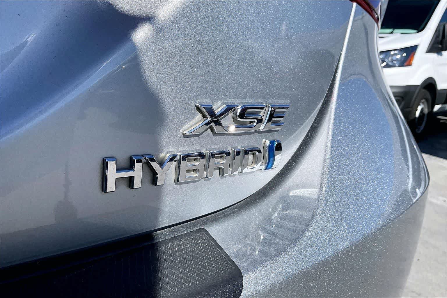 Used 2021 Toyota Camry XSE FWD image 7