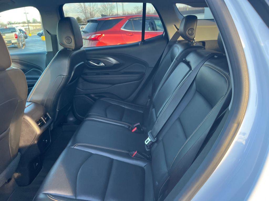 Used 2018 GMC Terrain SLT image 23