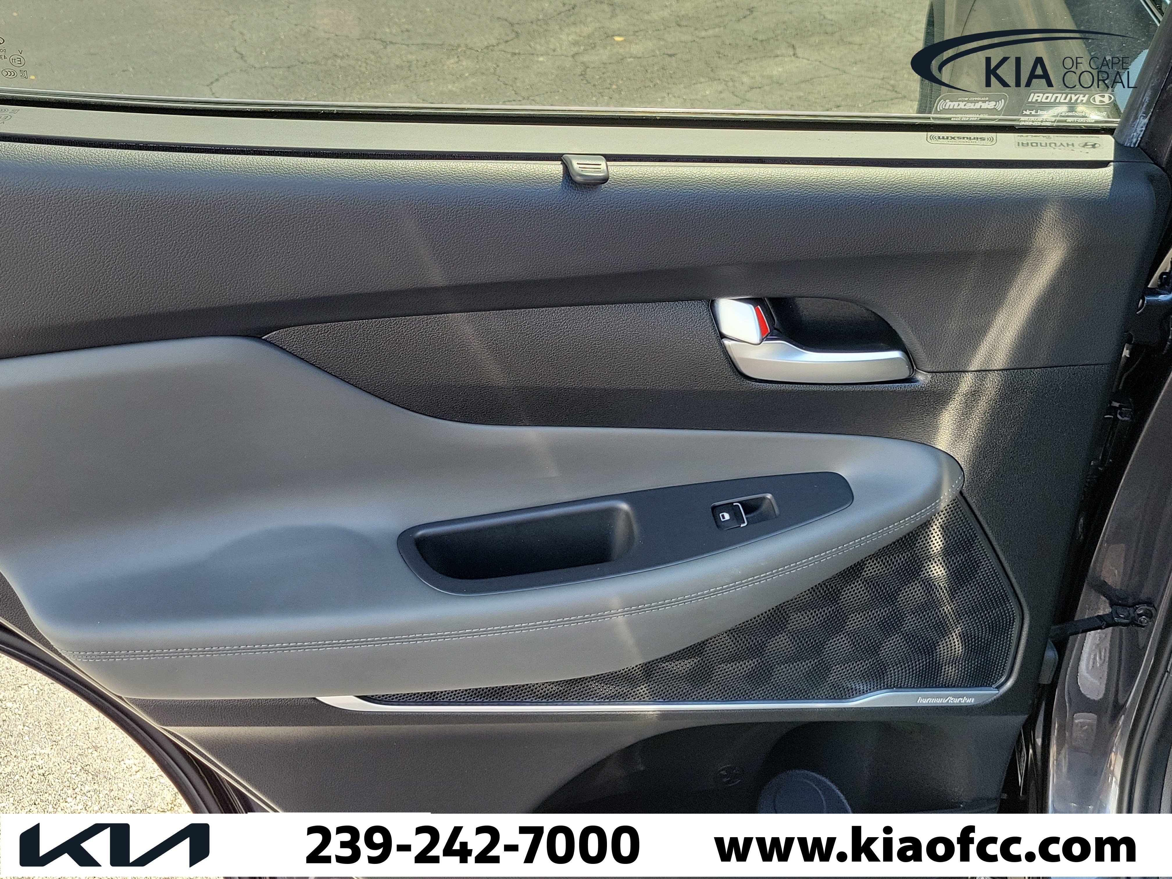 Used 2021 Hyundai Santa Fe SEL w/ Convenience + Premium Package FWD image 15
