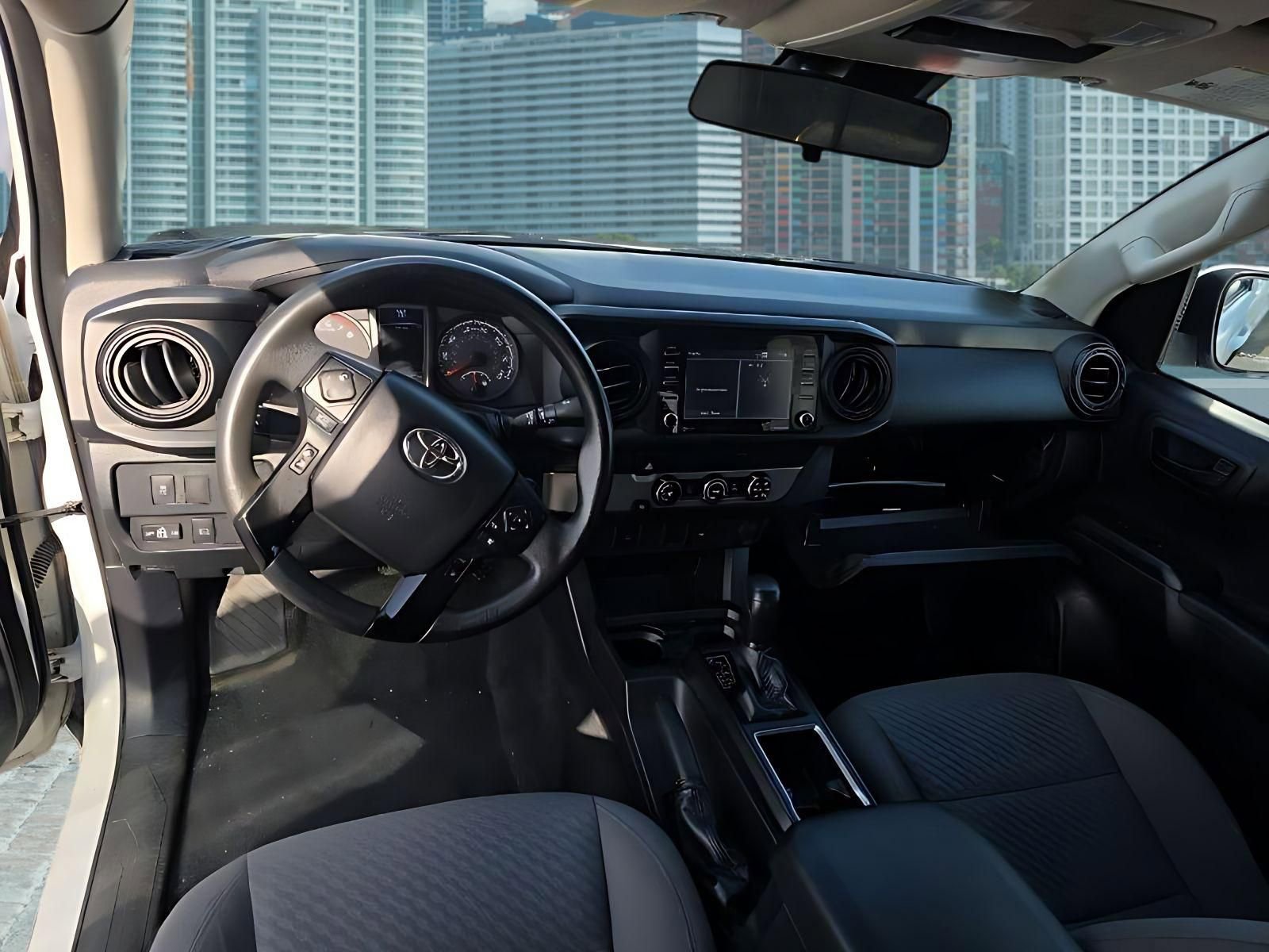 Used 2021 Toyota Tacoma SR w/ SR Convenience Package image 9