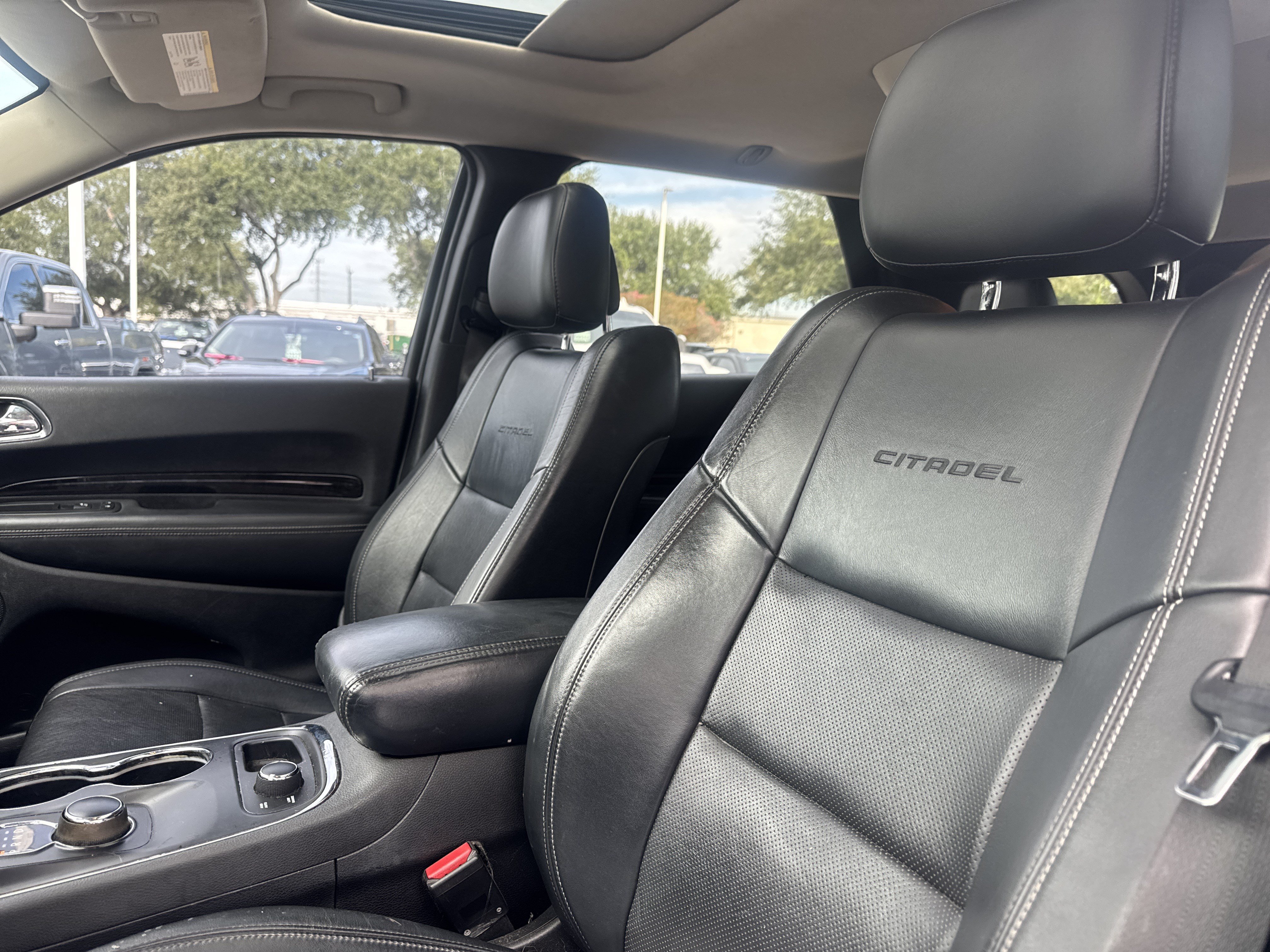 Used 2014 Dodge Durango Citadel w/ Technology Group AWD/4WD image 6