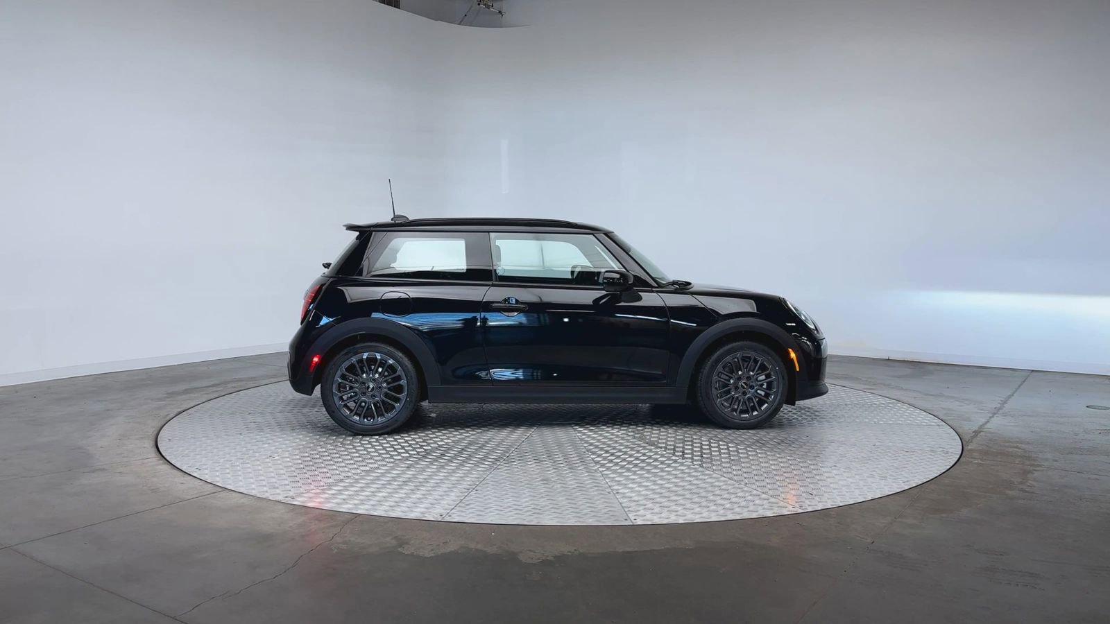 New 2026 MINI Cooper S FWD image 9