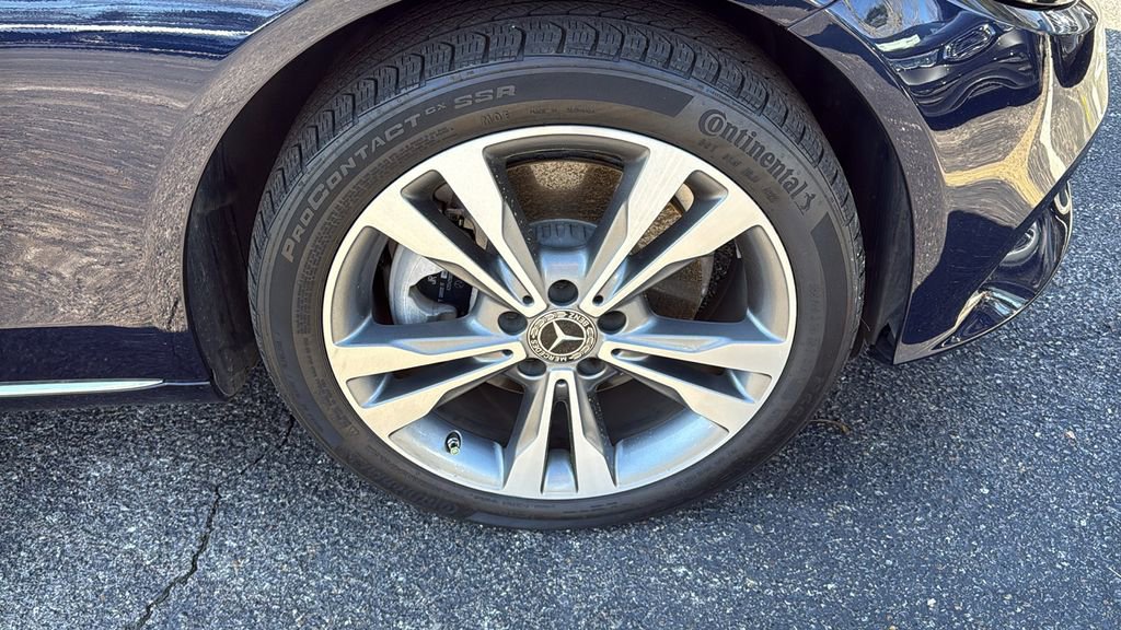 Used 2020 Mercedes-Benz C 300 4MATIC Sedan image 9