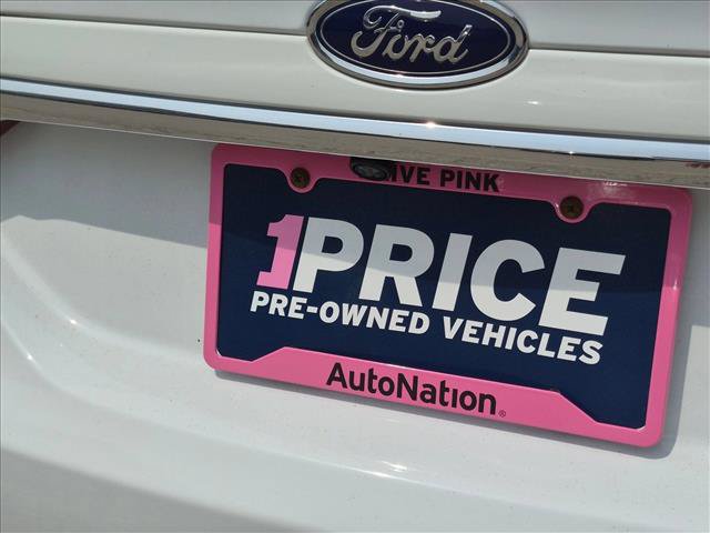 Used 2017 Ford Fusion SE FWD image 16