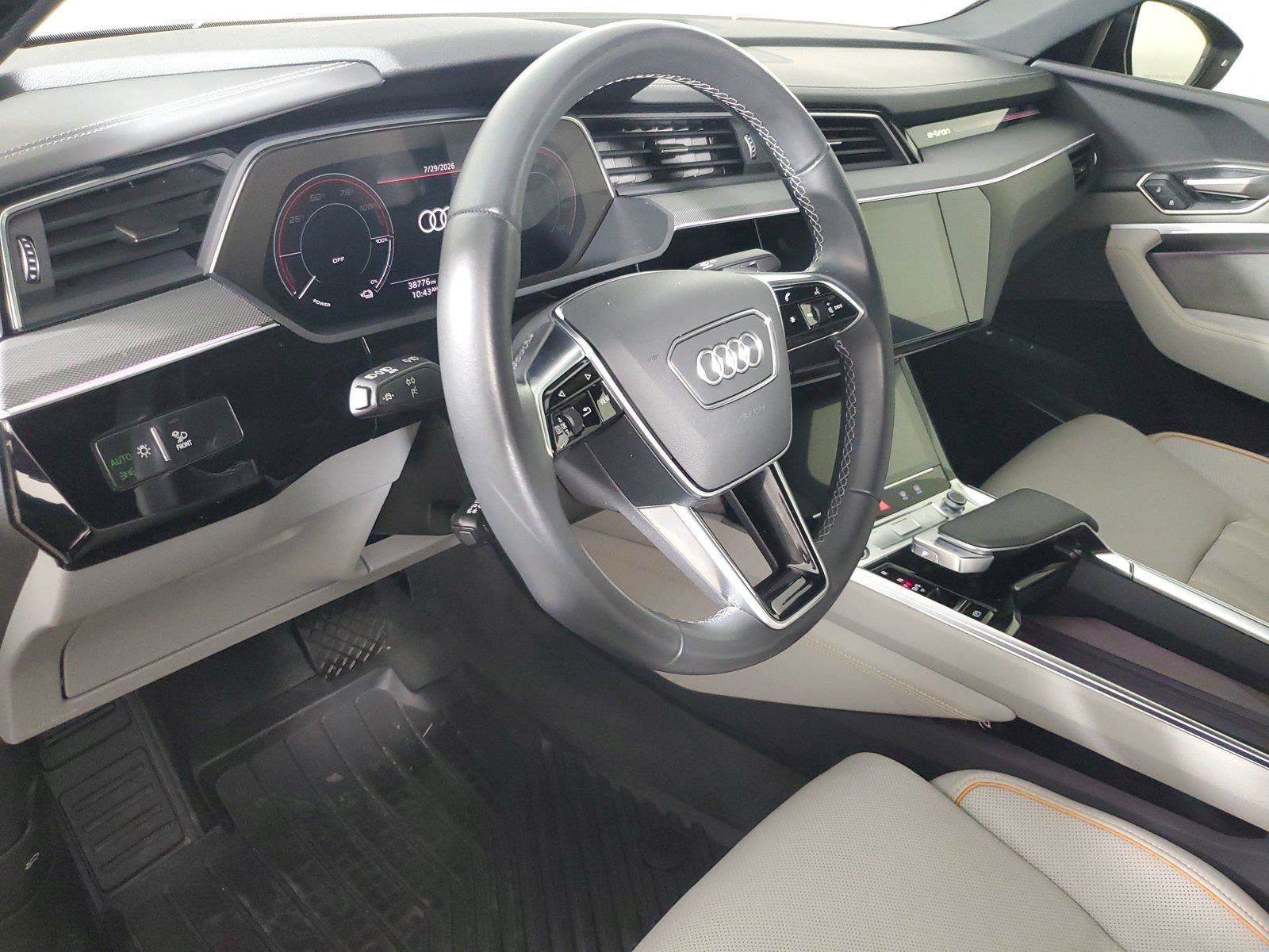 Certified 2024 Audi Q8 e-tron Prestige w/ Prestige Package AWD/4WD image 24