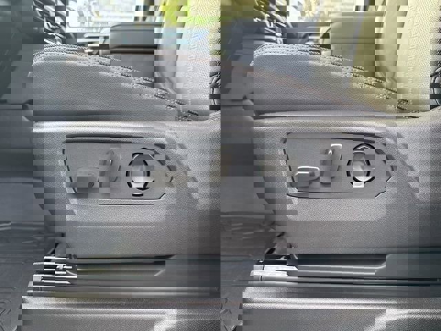 New 2026 Chevrolet Suburban High Country image 25