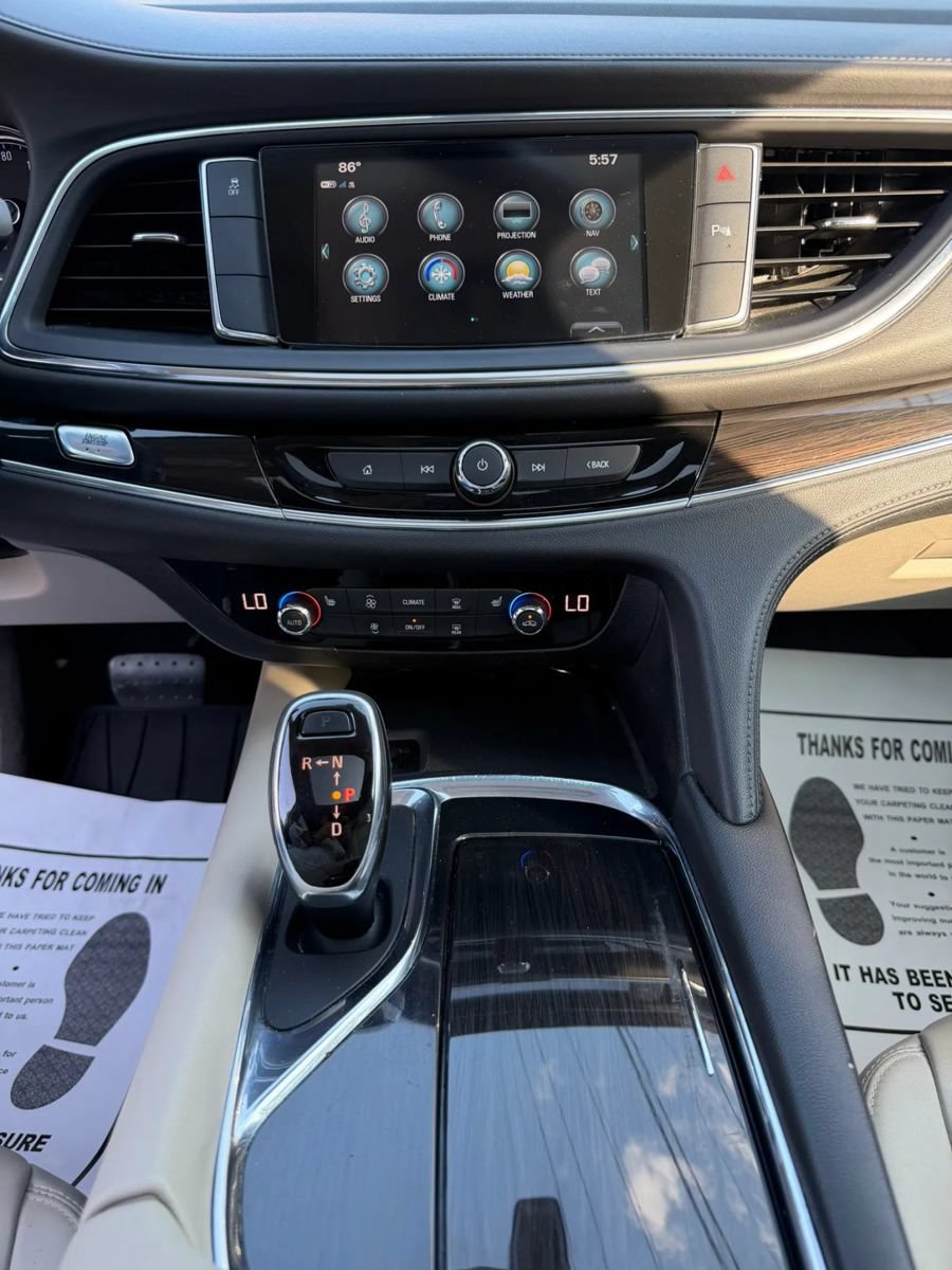 Used 2019 Buick Enclave Essence FWD image 16
