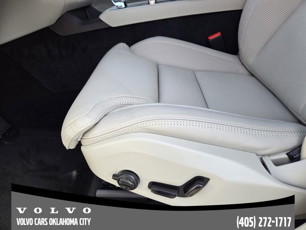 Used 2026 Volvo XC90 B6 Ultra w/ Protection Package Premier image 23