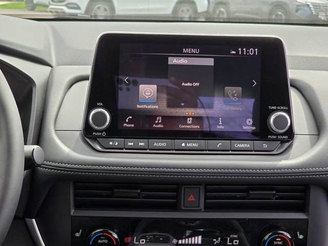 New 2026 Nissan Rogue SV w/ Cold Weather Package AWD/4WD image 9