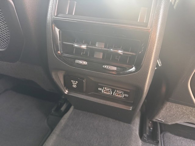 Used 2024 Jeep Grand Cherokee Altitude image 27