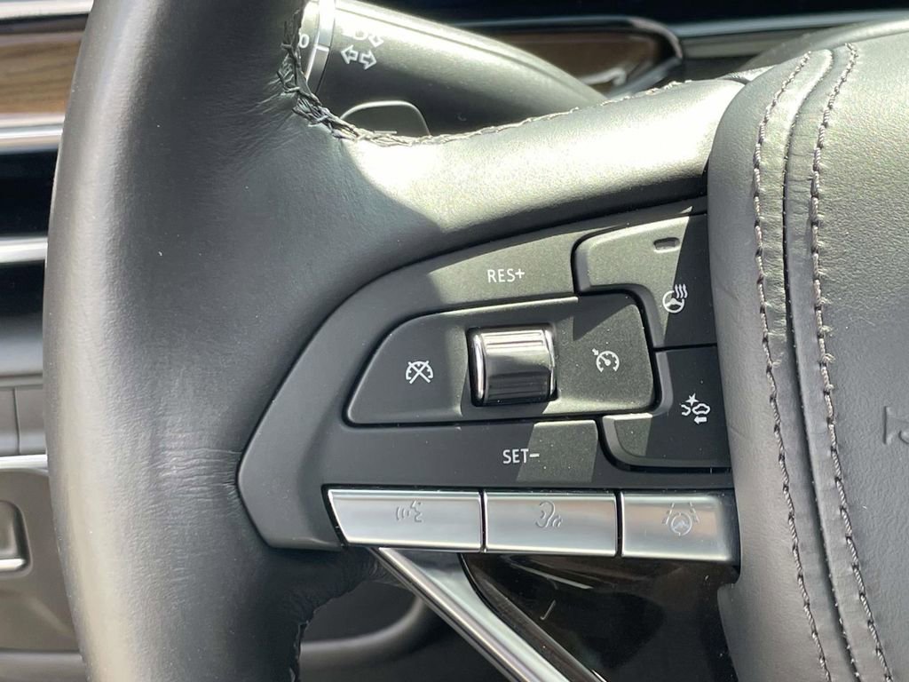 Used 2024 Cadillac Escalade ESV Sport Platinum w/ LPO, ONYX Package image 24