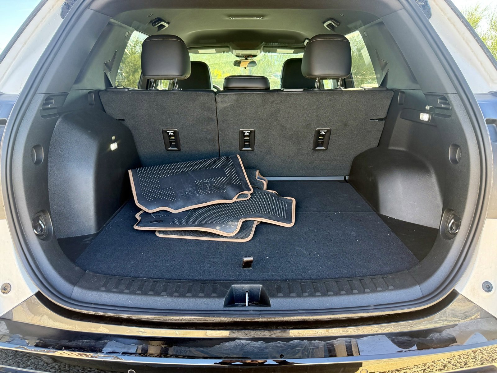 Used 2026 GMC Terrain AT4 image 15