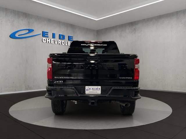 New 2026 Chevrolet Silverado 2500 Custom w/ Custom Value Package AWD/4WD image 7