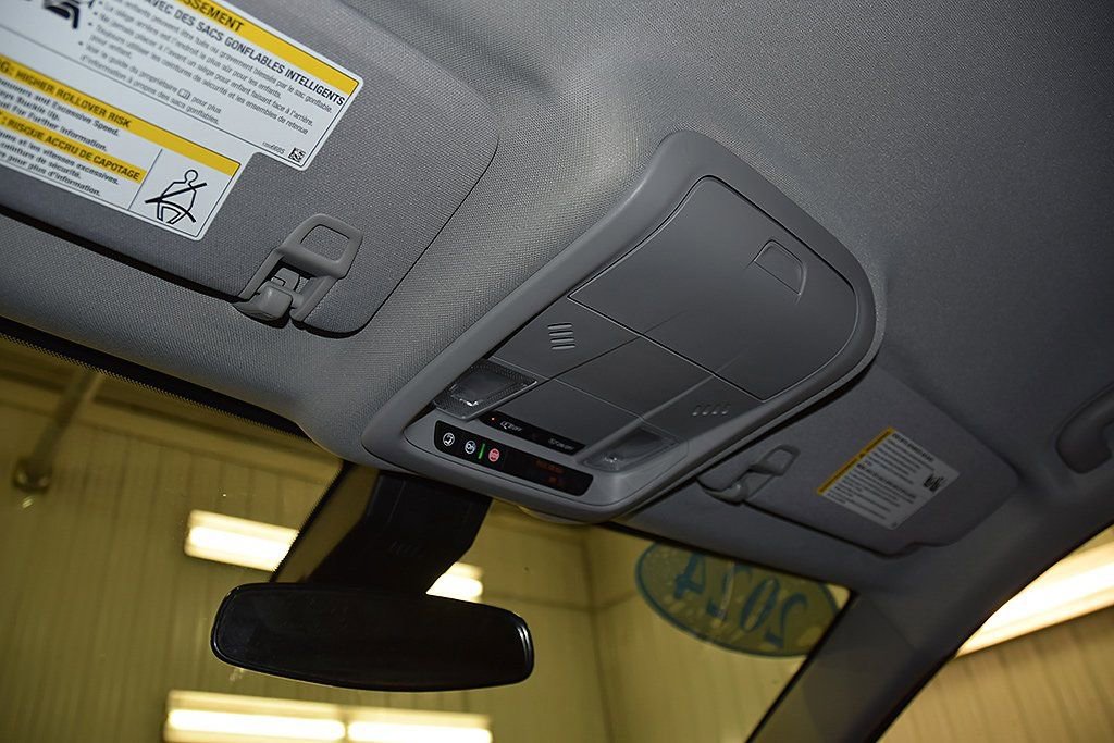 Used 2024 Chevrolet Equinox LT w/ LPO, Floor Liner Package image 28