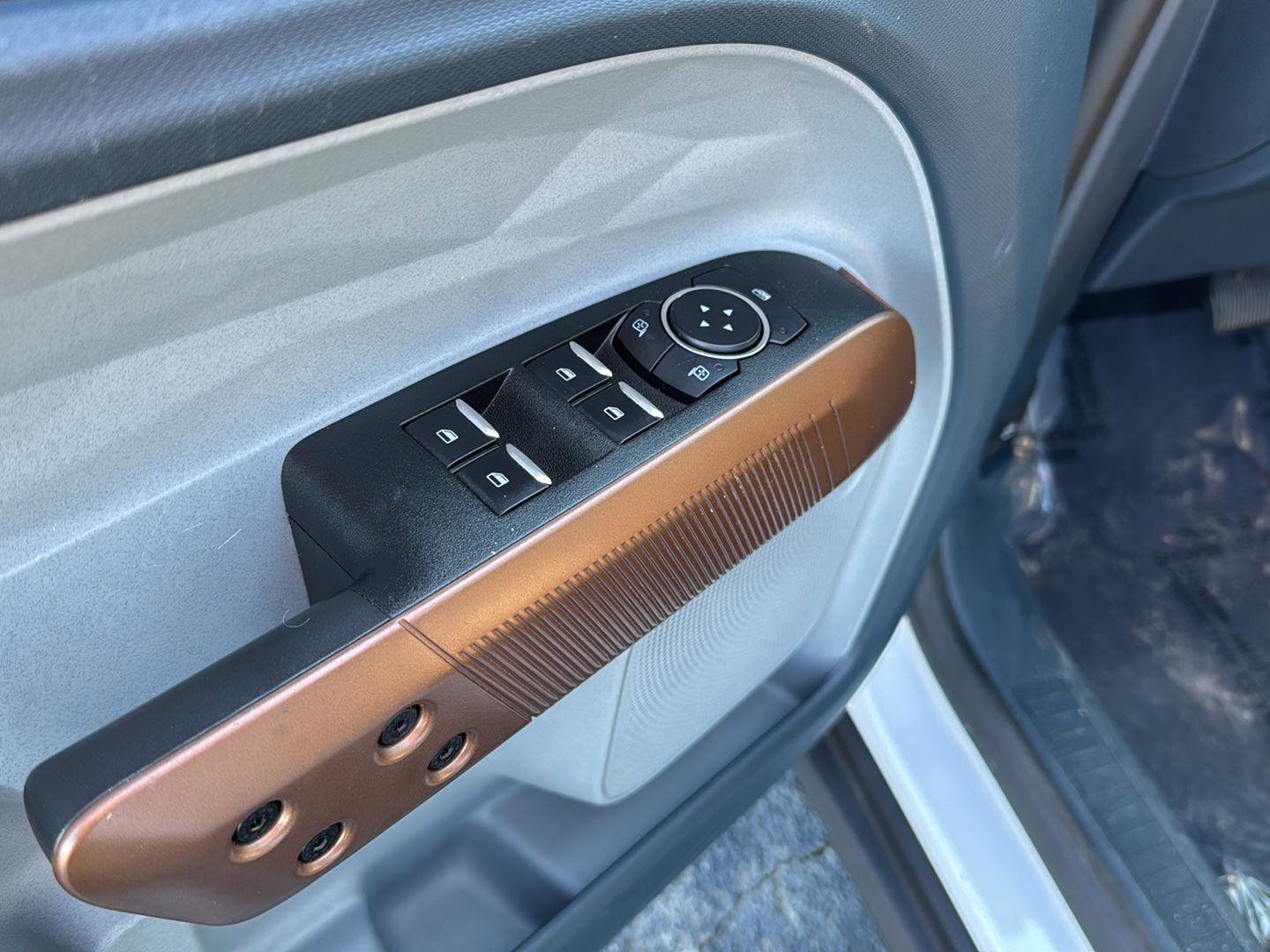 Used 2023 Ford Maverick Lariat w/ Equipment Group 500A Standard image 31