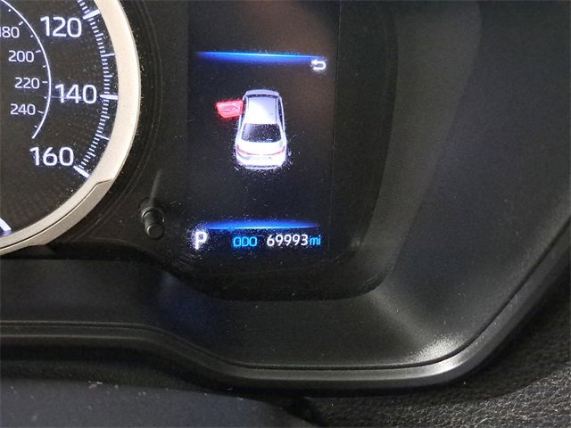 Used 2020 Toyota Corolla LE video 2