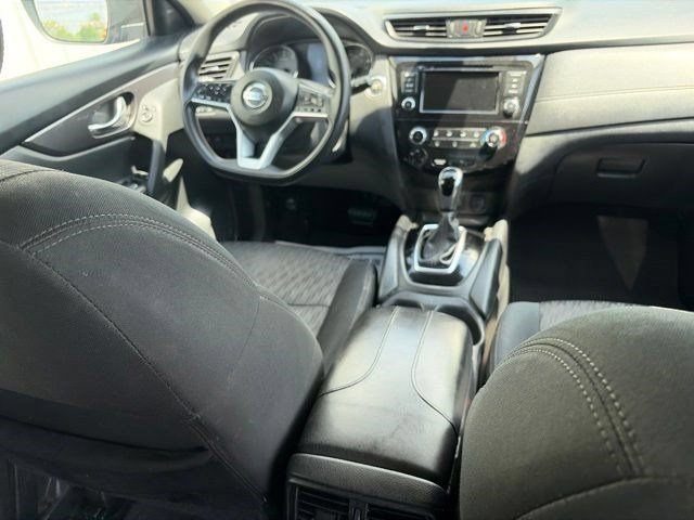 Used 2019 Nissan Rogue SV AWD/4WD image 35