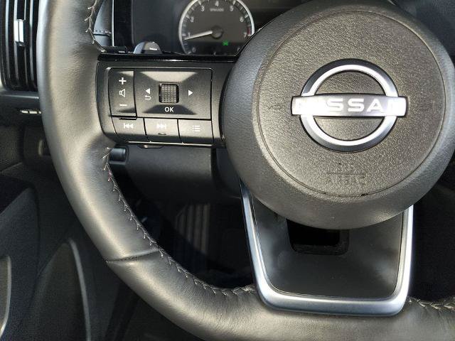 Certified 2024 Nissan Pathfinder SL w/ Black Appearance Package FWD image 27