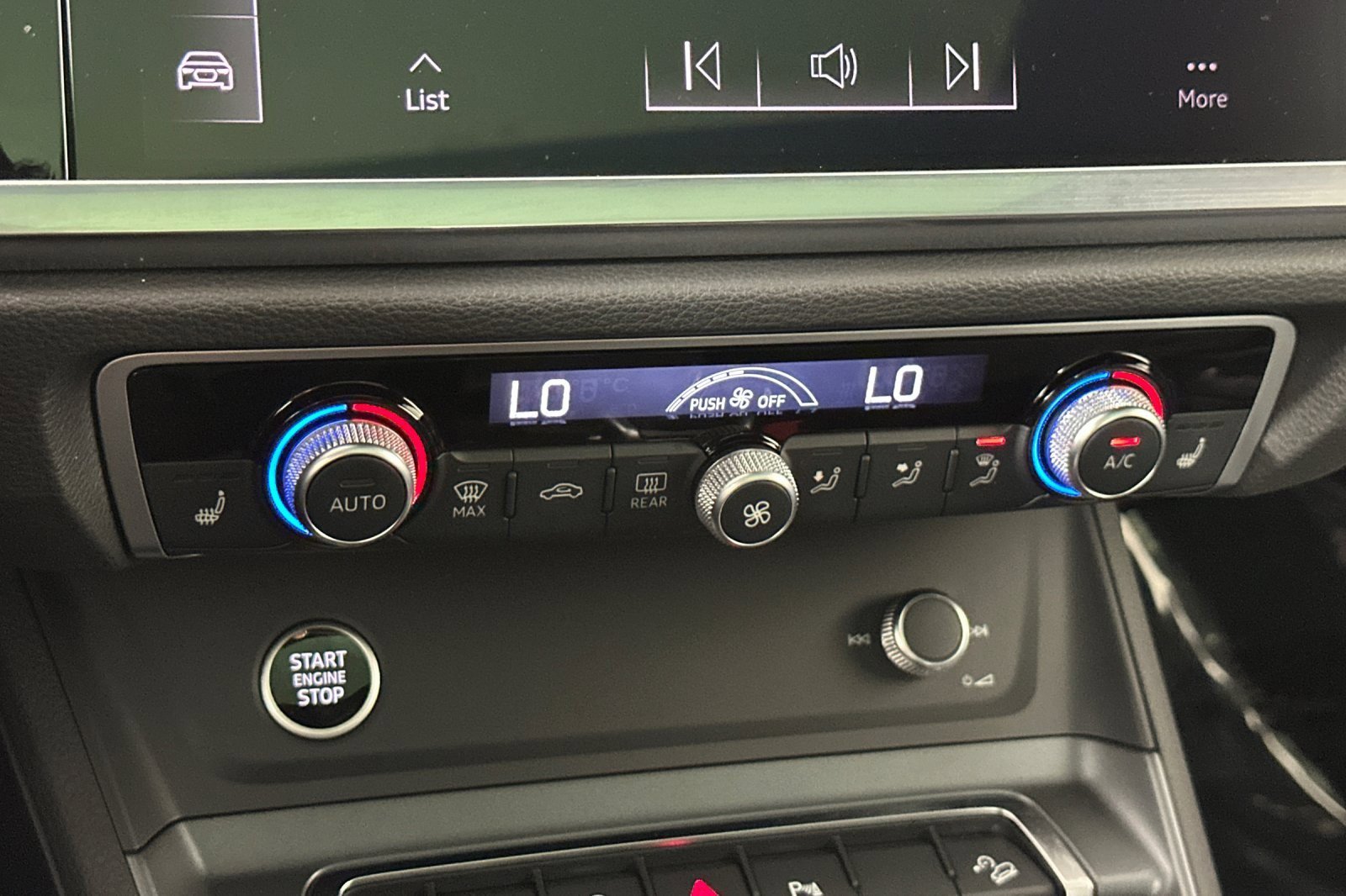 Used 2025 Audi Q3 2.0T Premium image 19