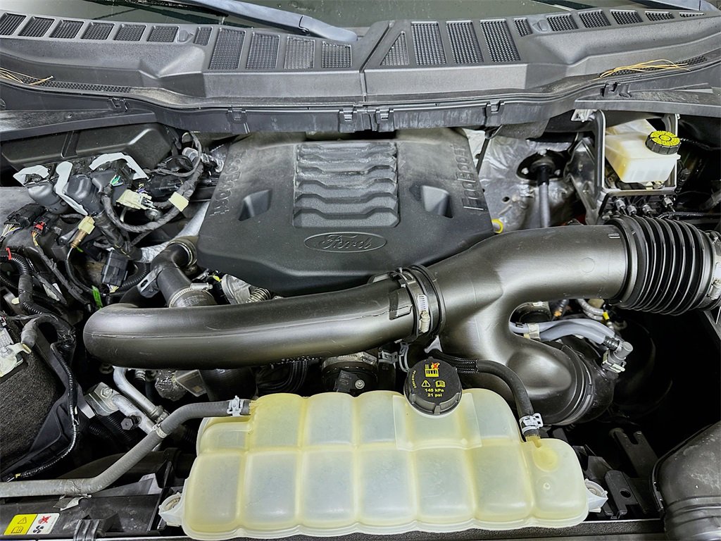 Used 2022 Ford F150 XLT w/ Equipment Group 302A High image 9