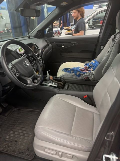 Used 2021 Honda Passport Touring image 3