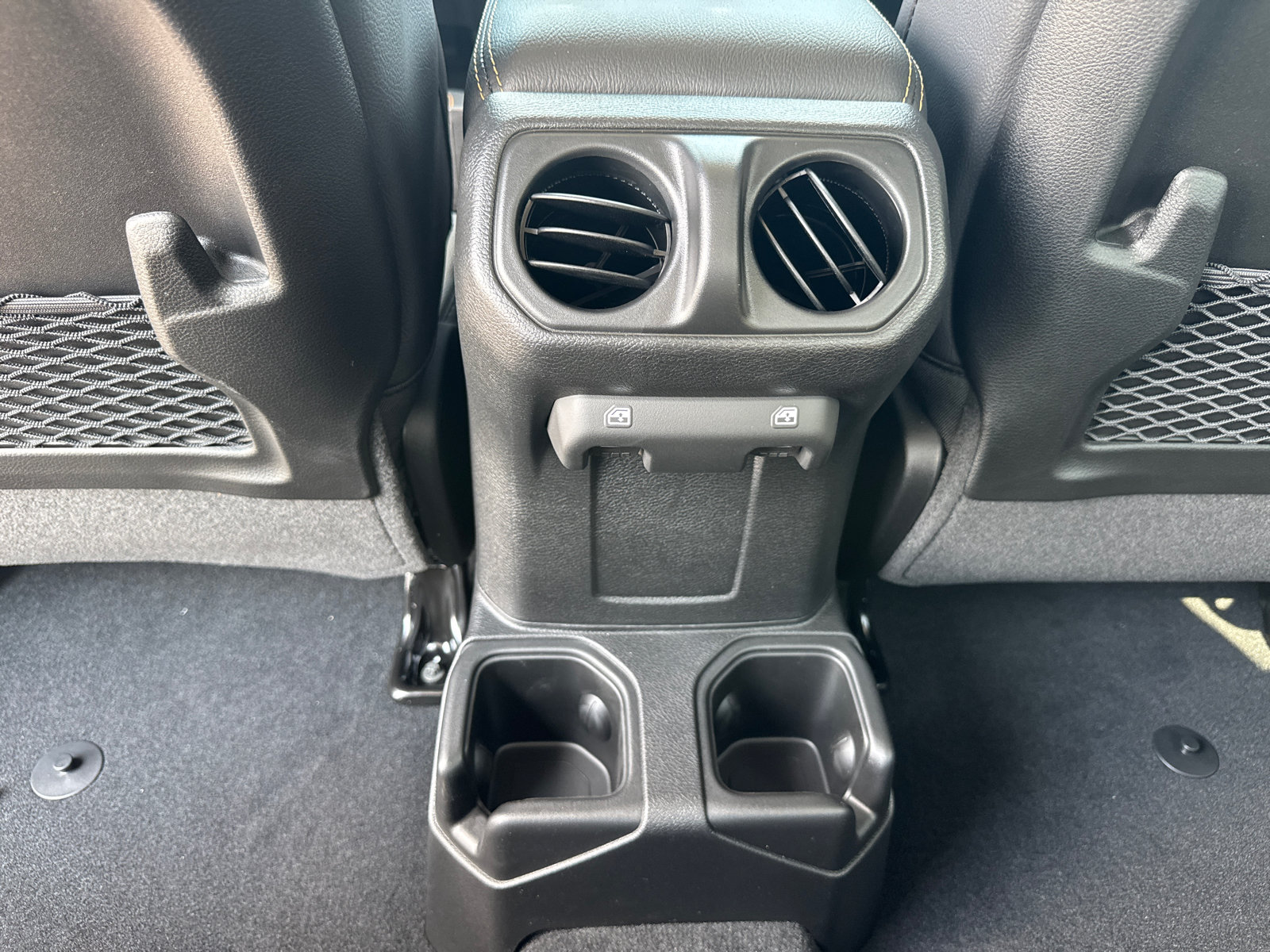 New 2026 Jeep Gladiator Sport AWD/4WD image 7