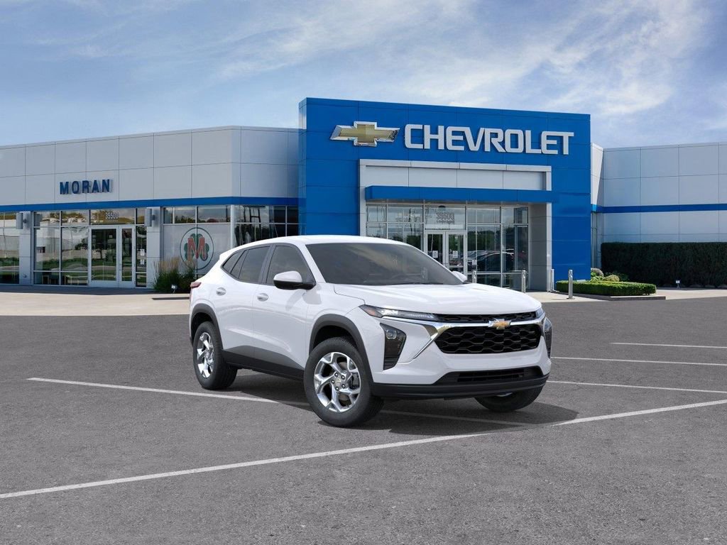 New 2026 Chevrolet Trax LS w/ LS Convenience Package FWD image 1