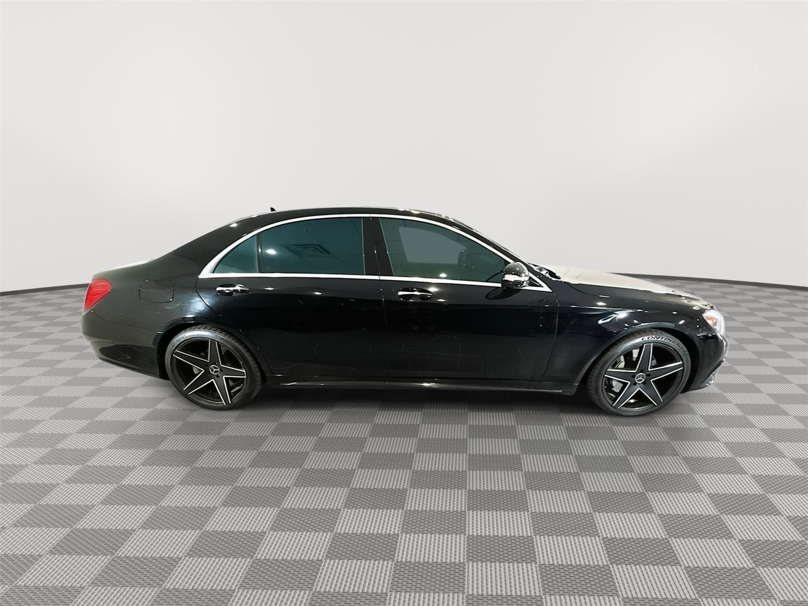 Used 2014 Mercedes-Benz S 550 Sedan image 5