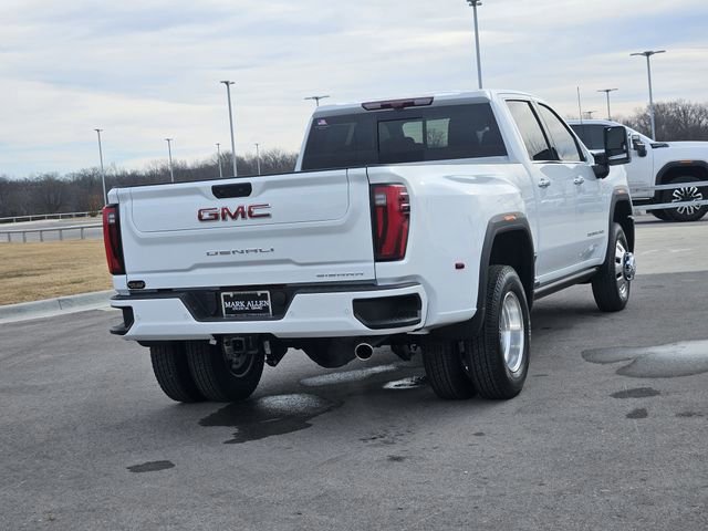 New 2026 GMC Sierra 3500 Denali w/ Denali Reserve Package AWD/4WD image 4