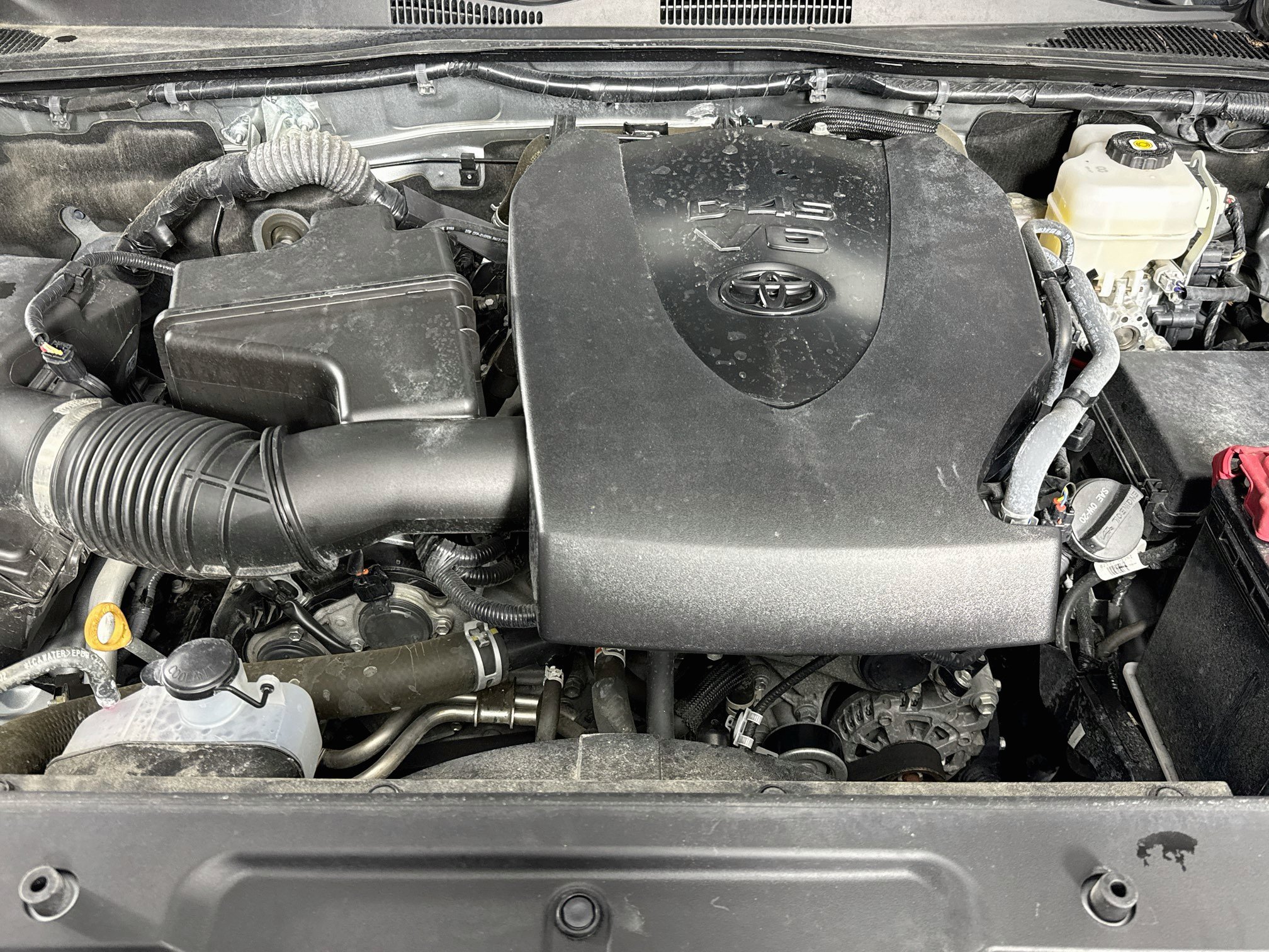 Used 2023 Toyota Tacoma TRD Off-Road AWD/4WD image 27
