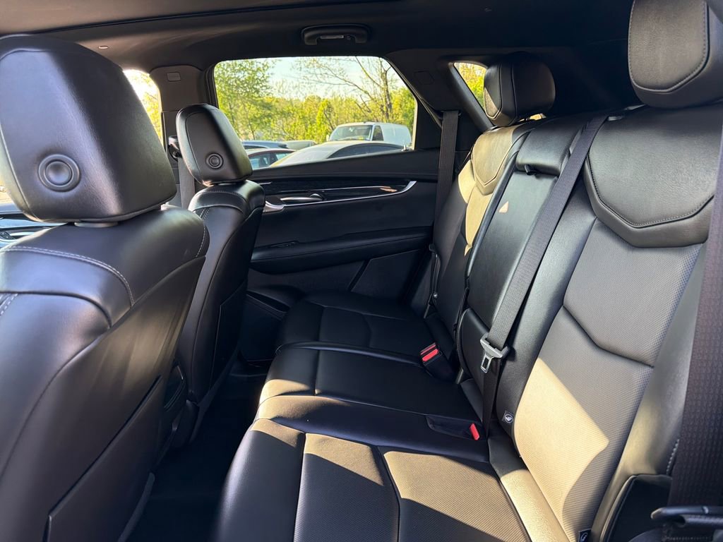 Certified 2023 Cadillac XT5 Premium Luxury image 11